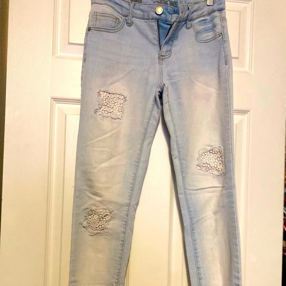 LACE SKINNY JEANS